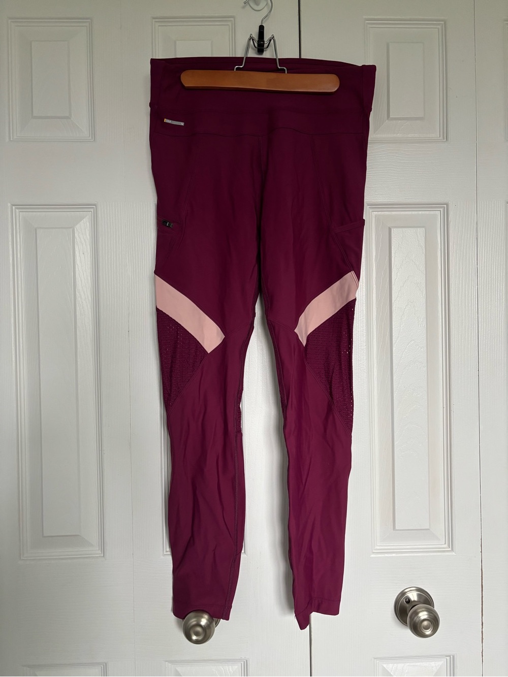 Lole Berry Leggings with Light Pink Panels